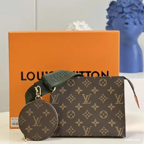 2204YA0041 Bag LV 0716